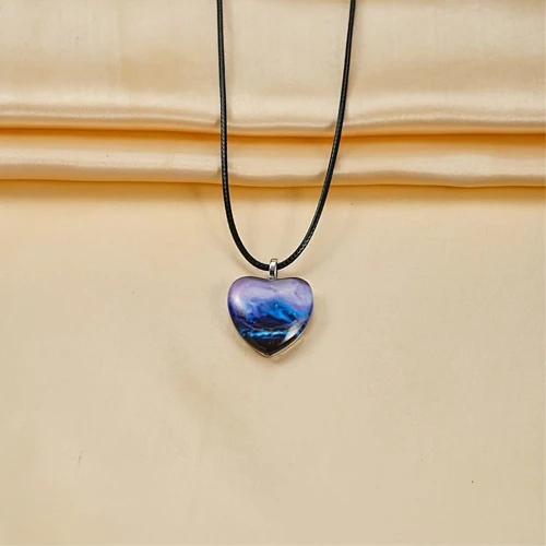 Heart pendant necklaces for women